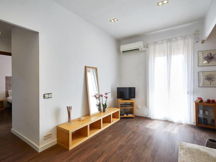 Bed&Bcn Arquimedes Barcelonaアパートメント エクステリア 写真